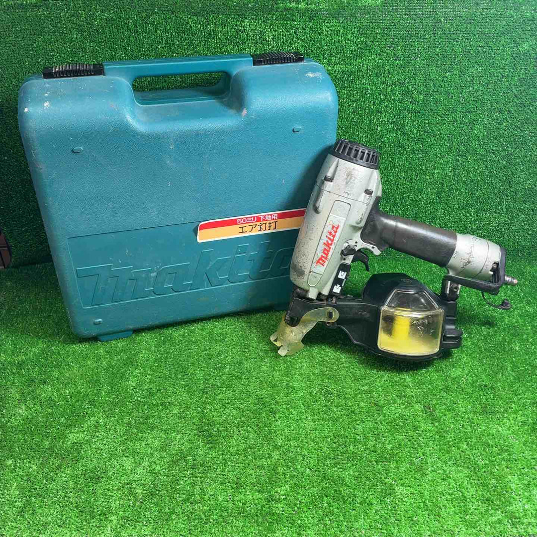 【中古品】 マキタ ロール釘打(コイルネイラ) AN504 【藤沢店】