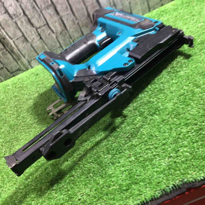 ◇マキタ(makita) コードレスタッカー ST421DZ 18V 動作確認済み【川口店】