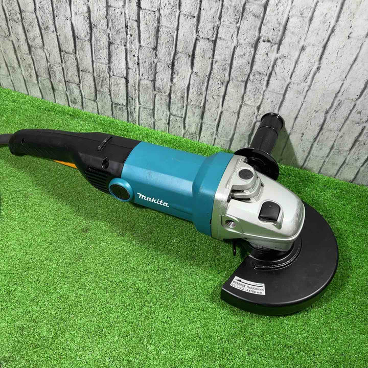 ☆マキタ(makita) 180mm電子ディスクグラインダ GA7011C【川口店】