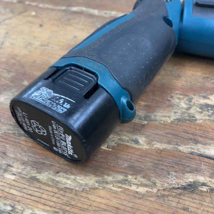☆マキタ(makita) コードレスペンインパクトドライバー TD021DZ【柏店】