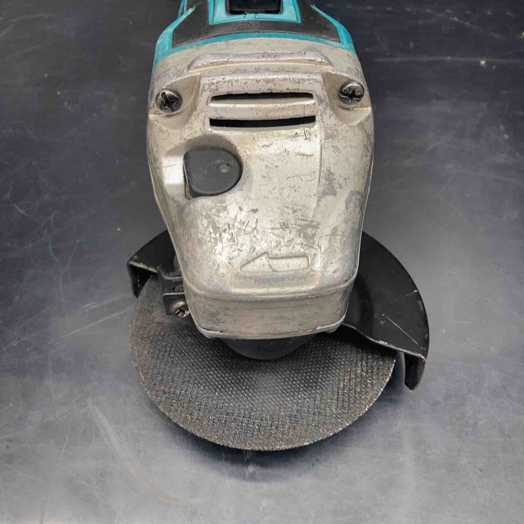 ☆マキタ(makita) 100mmコードレスディスクグラインダー GA404DZ【川越店】