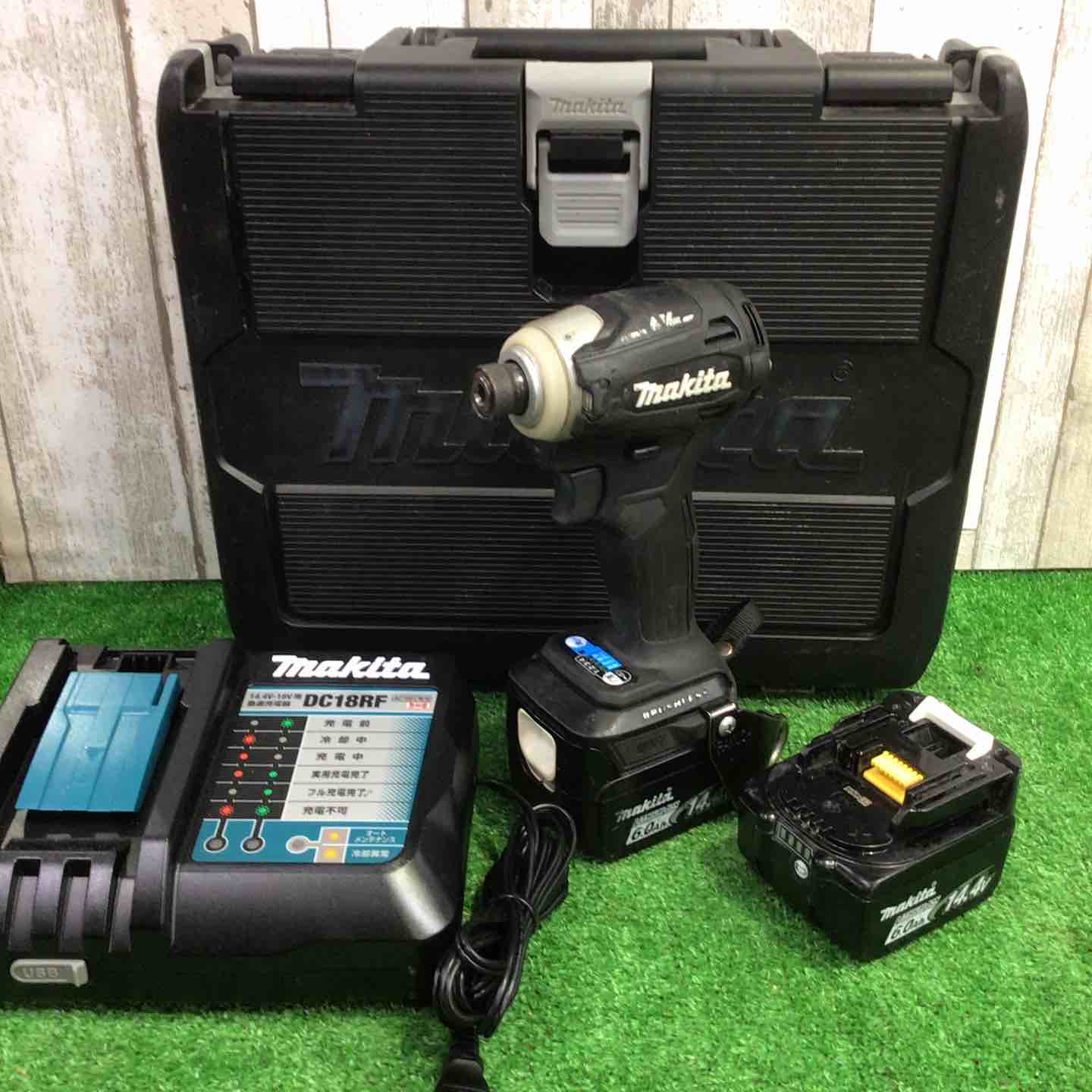 マキタ TD160DRGXP インパクトドライバー【野田愛宕店】【店頭取引限定】【中古】ITTZEMS47WRK マキタ TD160DRGX(青) 充電式インパクトドライバー 14.4V-6.0Ah ウエダ