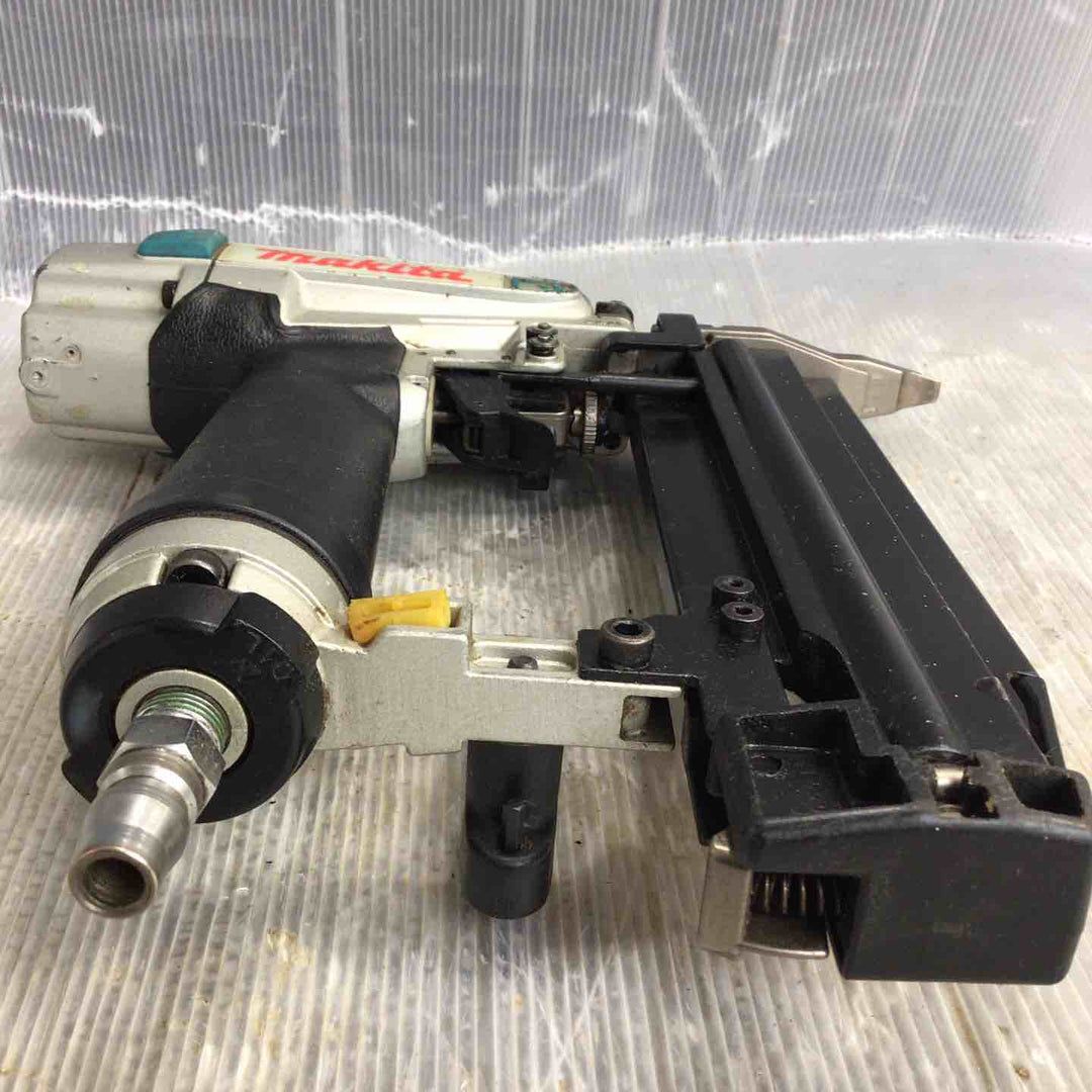 ★マキタ(makita) 常圧フィニッシュネイラ AF502N【草加店】