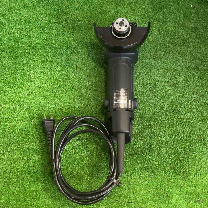 ☆マキタ(makita) 100mmディスクグラインダ 9539B【草加店】