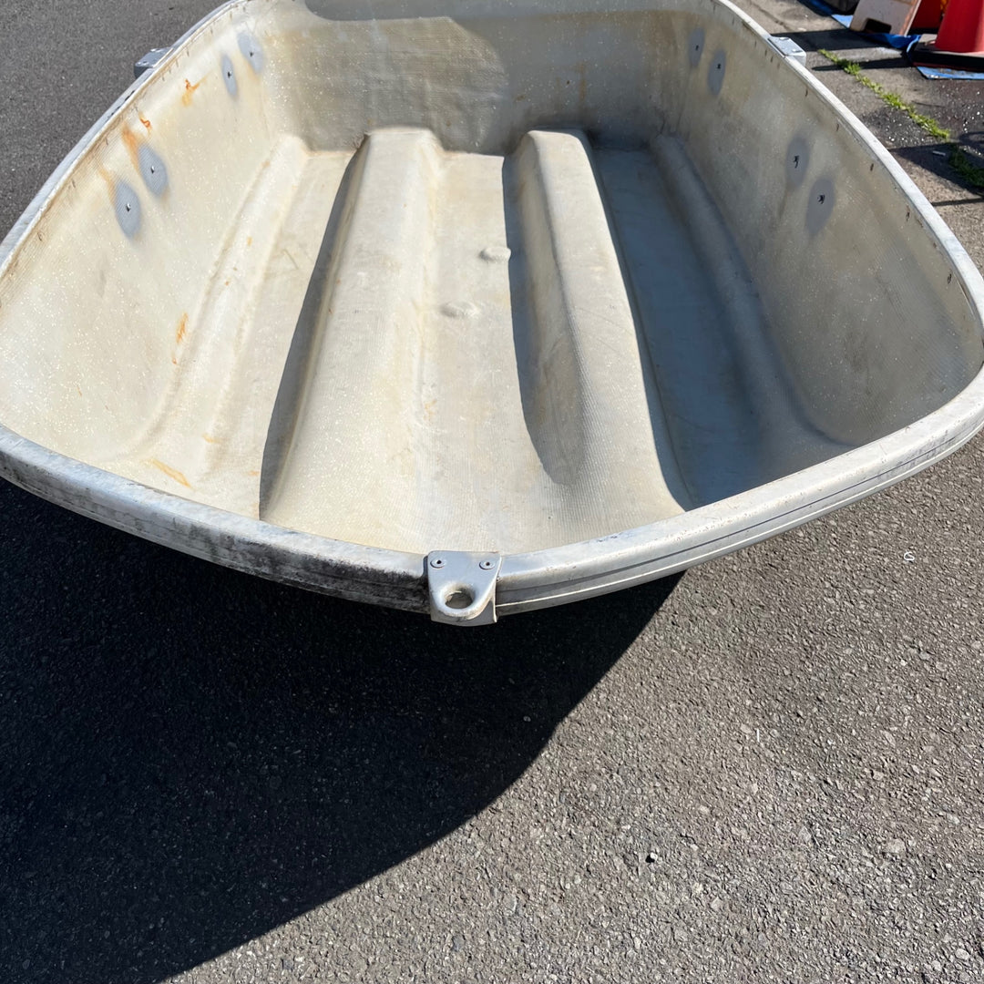 【中古品/店頭受取り限定】YAMAHA(ヤマハ) 2人用 FRPボート TRI-8S/R (※約H2300×W1200×D370㎜)【東大和店】