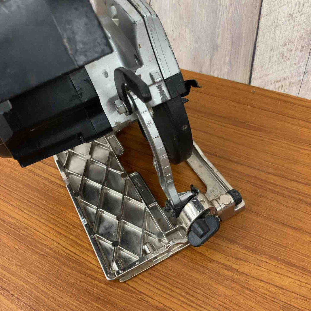 【中古品】★マキタ(makita) コードレスマルノコ HS474DZB【八潮店】