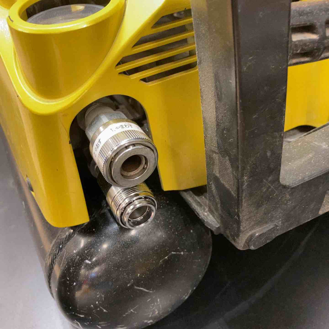 【中古品】MAX 建築用 高圧 4口 エアコンプレッサー AK-HH1270E2 限定色 リーフイエロー 動作確認済み【川越店】