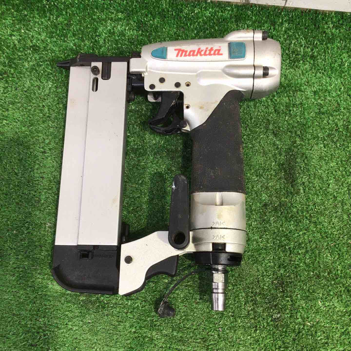 ★マキタ(makita) 常圧ピンネイラ AF351【町田店】