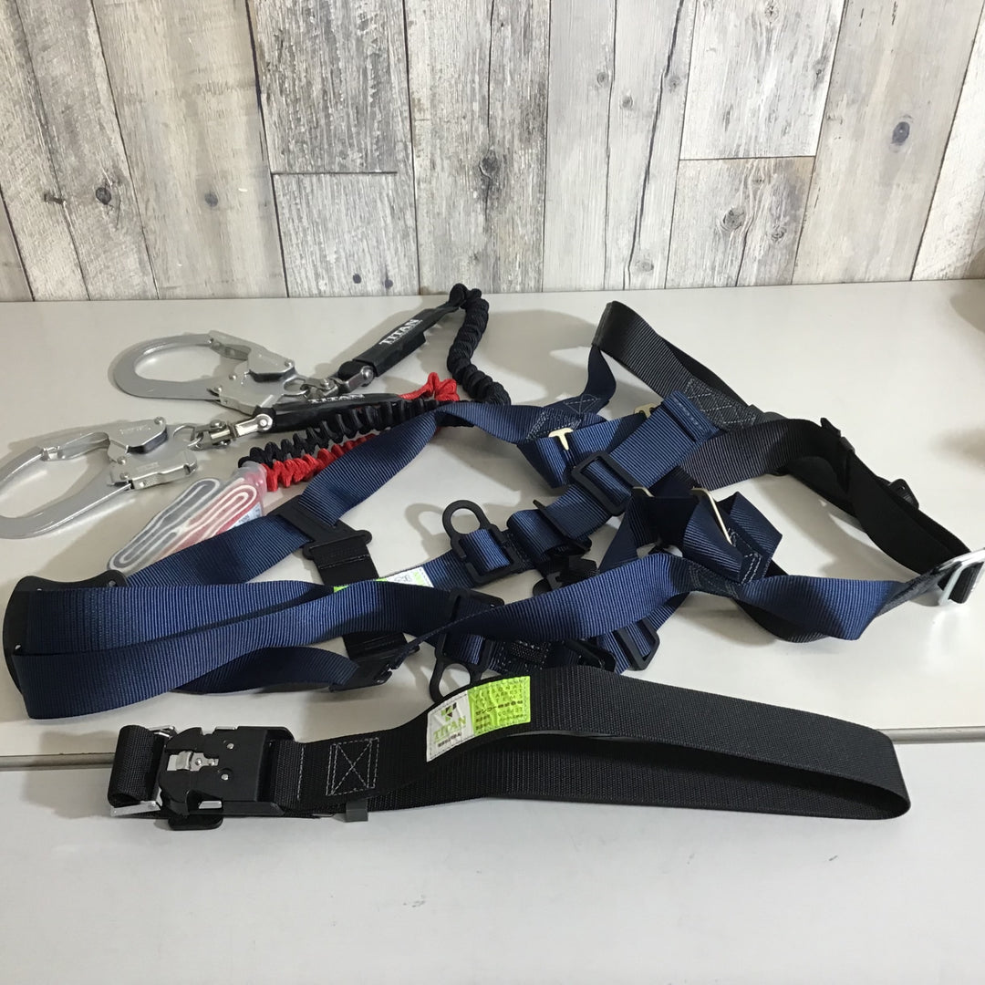 【未使用品】TITAN タイタン ハーネス OT-TBN-9B-DERW01-M 箱イタミあり ★送料無料★ 【戸田店】