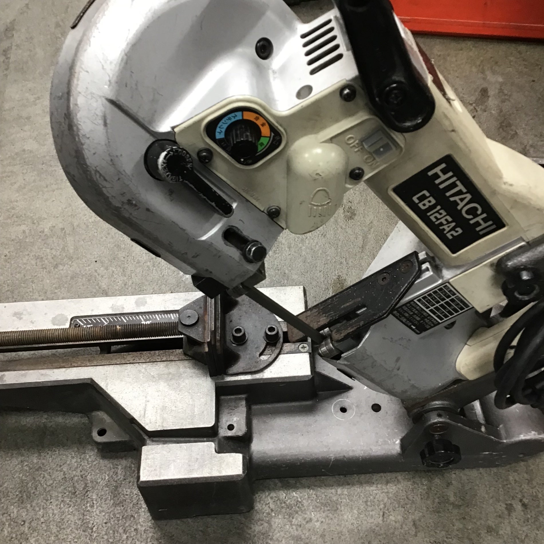 ハイコーキ 日立 ロータリバンドソー CB12FA2 ロータリーバンドソー コンター作業可能 保護カバー付 定置スタンド 切断 正規取扱店出品 ハイコーキ ロータリバンドソー(平バイス)::CB12FA2|ホームメイキング