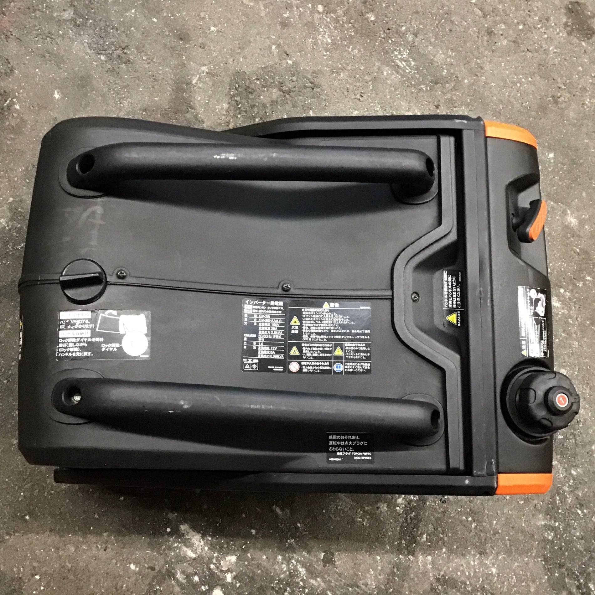 中古】【動作OK】【店頭引取限定】KOSHIN ｲﾝﾊﾞｰﾀｰ発電機 GV-28i 60,500
