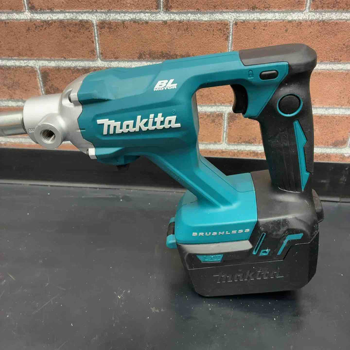 マキタ(makita) コードレスかくはん機 UT130DZ【藤沢店】
