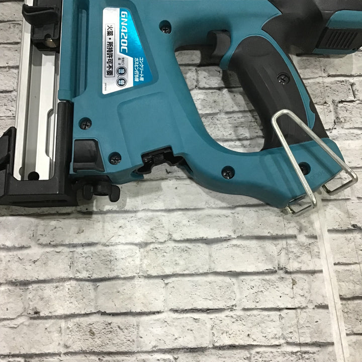 ★マキタ(makita) コードレスコンクリート用ガスピン打ち機 GN420C【川口店】
