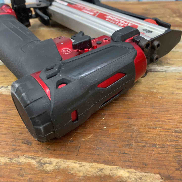 ★マキタ(makita) 高圧エアタッカ AT425HE【柏店】