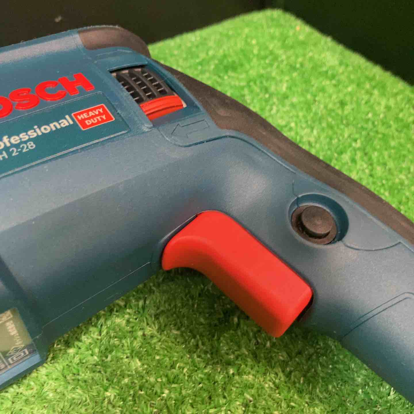 【未使用品(店頭展示品)】★ボッシュ(BOSCH) ハンマドリル GBH2-28【岩槻店】 ☆ボッシュ(BOSCH) ハンマドリル GBH2-28【岩槻店】 – アクトツール