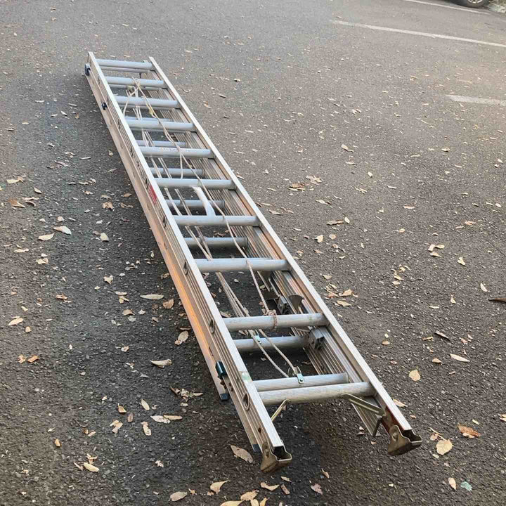 【店頭受取り限定】◇長谷川工業(ハセガワ/Hasegawa) 3連はしご HC3-2.0-80 (HC3-80)【所沢店】