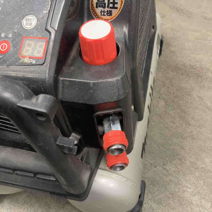 ★マキタ(makita) エアコンプレッサー AC462XLHB【川崎店】