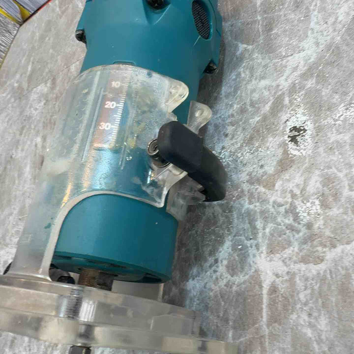 ☆マキタ(makita) トリマ 3707F【八潮店】
