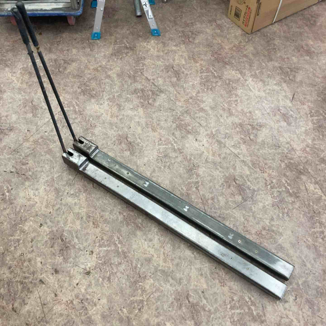 メーカー型式不明 ジョロダー 全長約1200㎜ 2本・棒2本セット② 合計重量約20㎏ ジョルダー パレットローラー【所沢店】