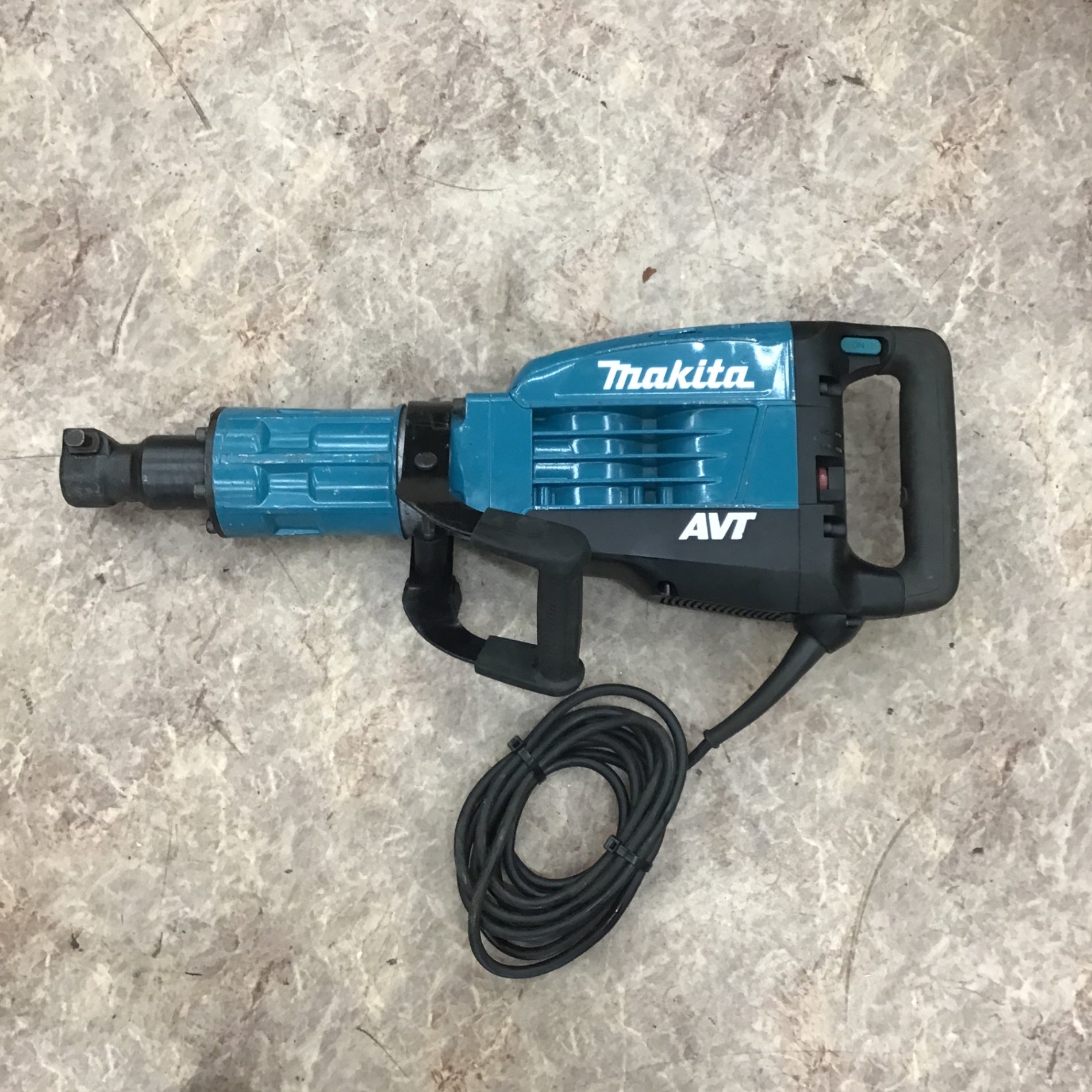 マキタ HM1317C 電動ハンマ【リライズ市川行徳店】【店頭取引限定