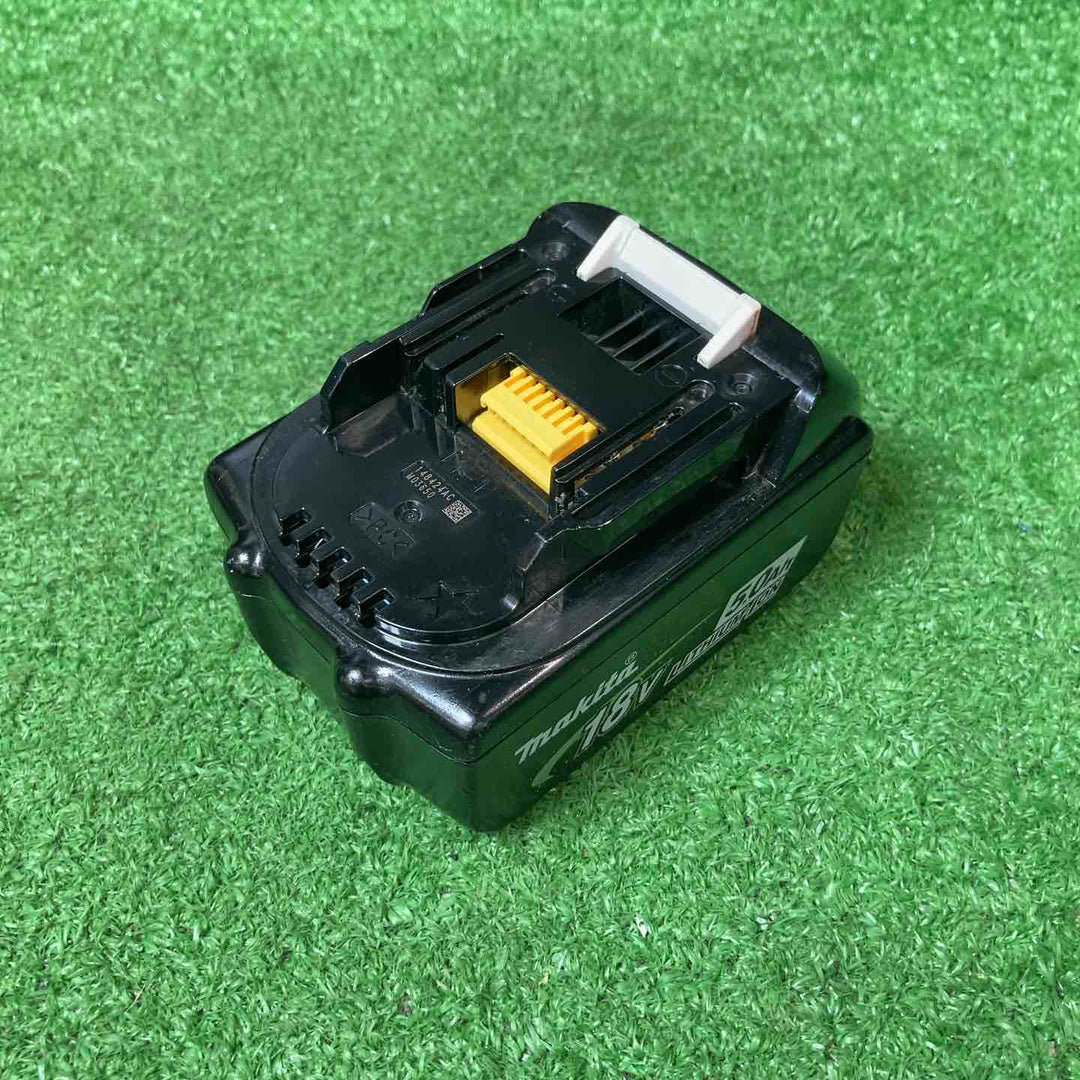 マキタ/makita 18V コードレスタッカ  ST112DZ RT線10mm幅 5.0Ahバッテリー1個付き【岩槻店】