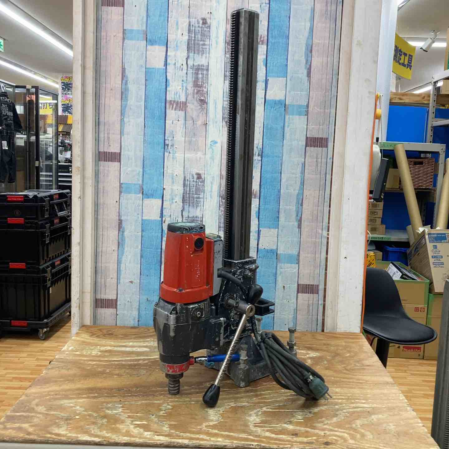 中古品】 新ダイワ/Shindaiwa 2ストエンジンカッター・ECD7500S-CD 中古品】 新ダイワ/Shindaiwa 2ストエンジンカッター・ECD7500S-CD