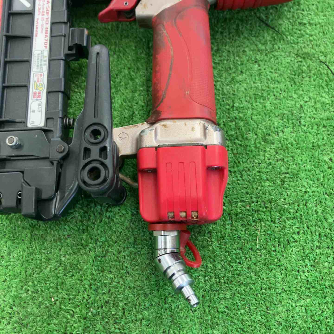 【中古品】 マックス/MAX 高圧フロアタッカ・HA-50F1(D)/4MAフロア 【桶川店】