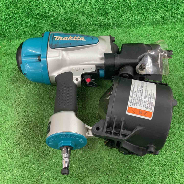 ☆マキタ(makita) 常圧エア釘打ち機 AN902【川崎店】