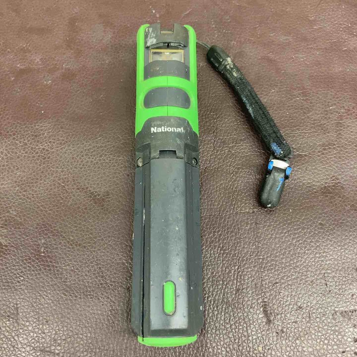 【中古品】 パナソニック(Panasonic) レーザー墨出し器 墨出し名人 十字・地墨 BTL1100G 【東大和店】