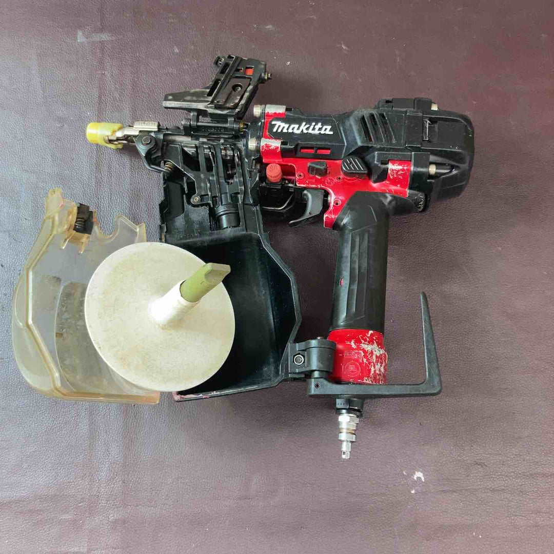 【中古品】マキタ(makita) 高圧エア釘打ち機 AN636H【東大和店】