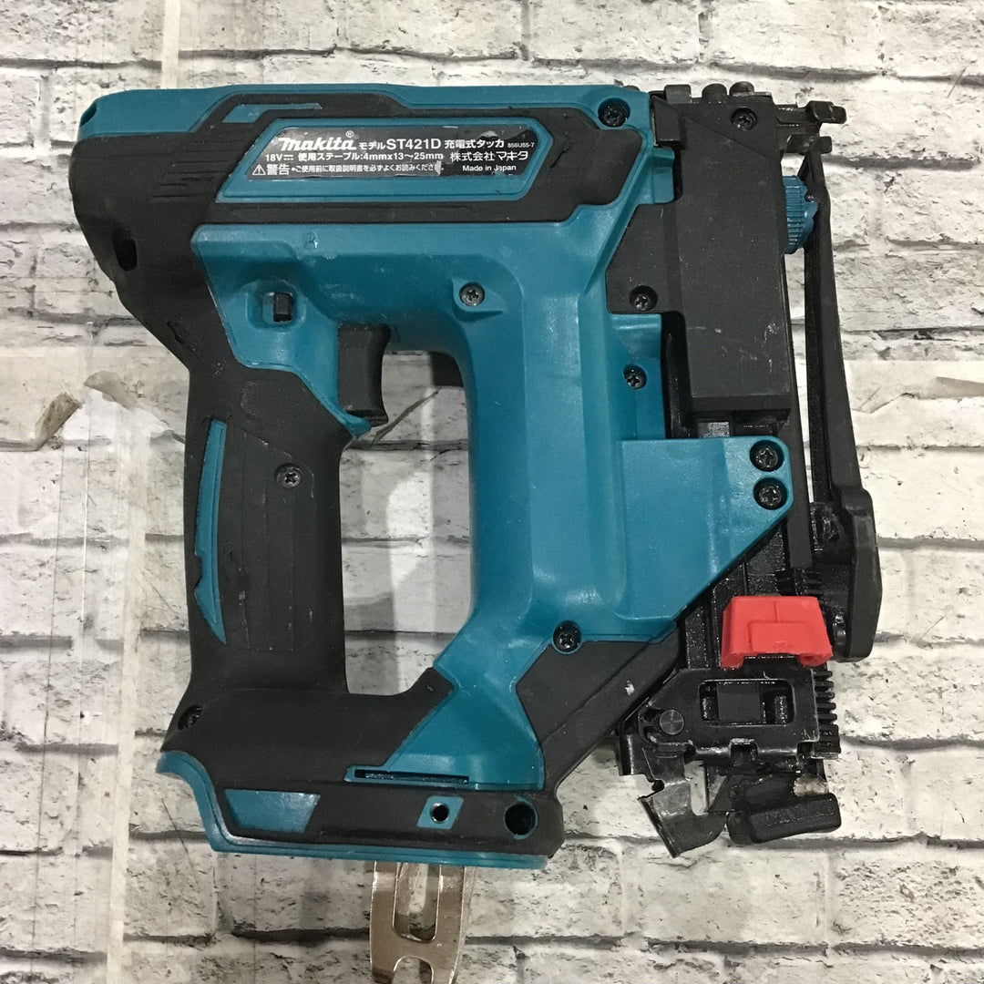 ★マキタ(makita) コードレスタッカー ST421DZK【川口店】