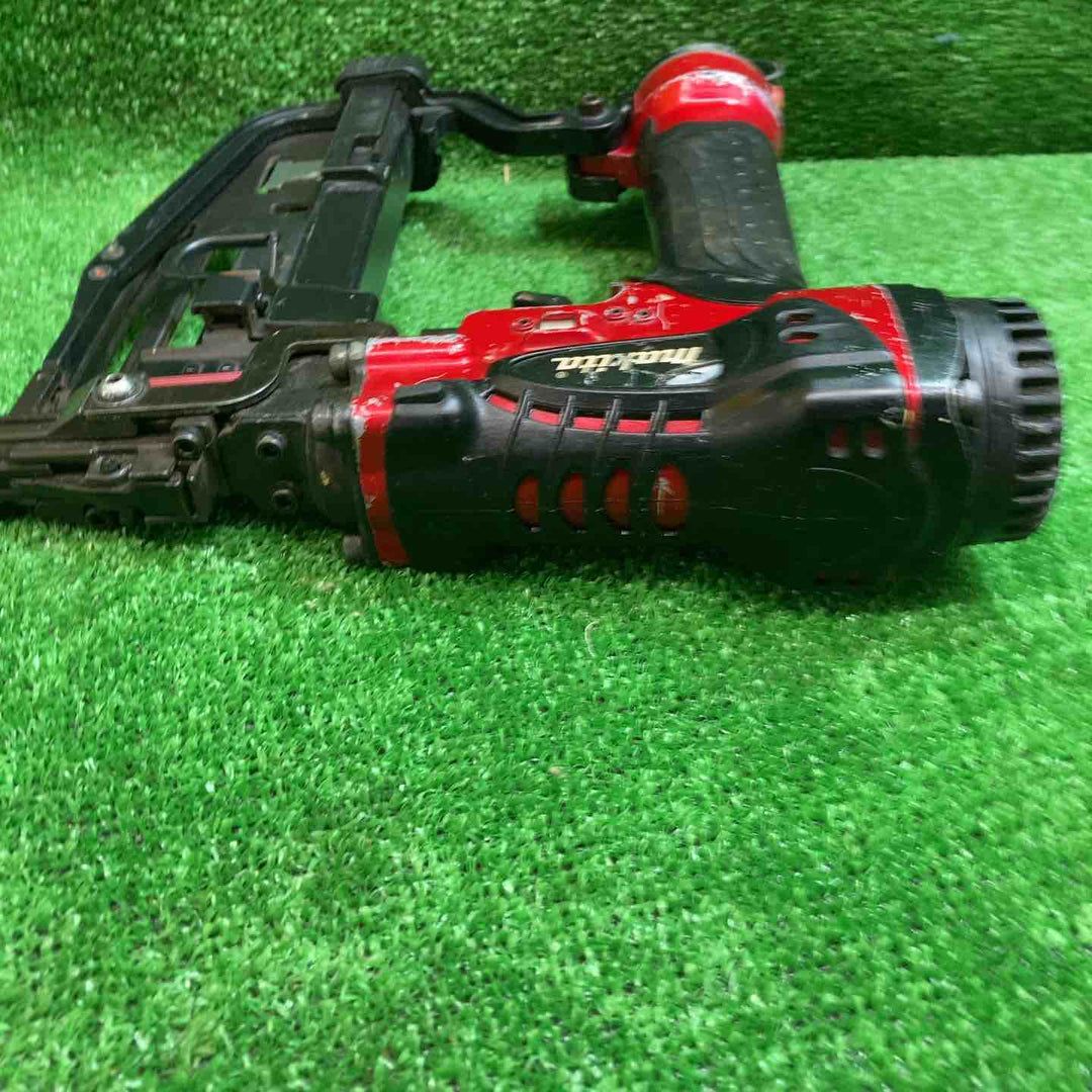 【中古品】マキタ(makita) 高圧フロアタッカ AT450HA 動作確認済み【川越店】