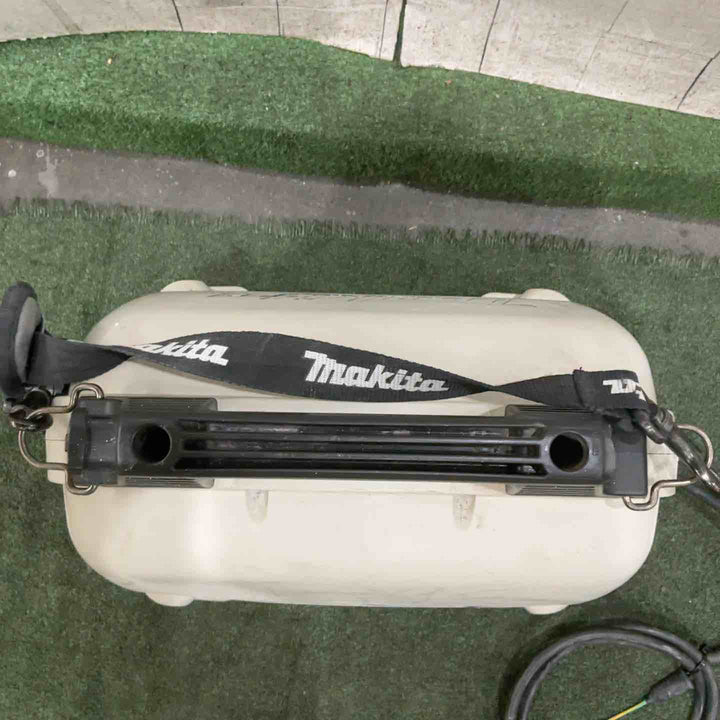 ★マキタ(makita) エアコンプレッサー AC700 動作確認済【川口店】