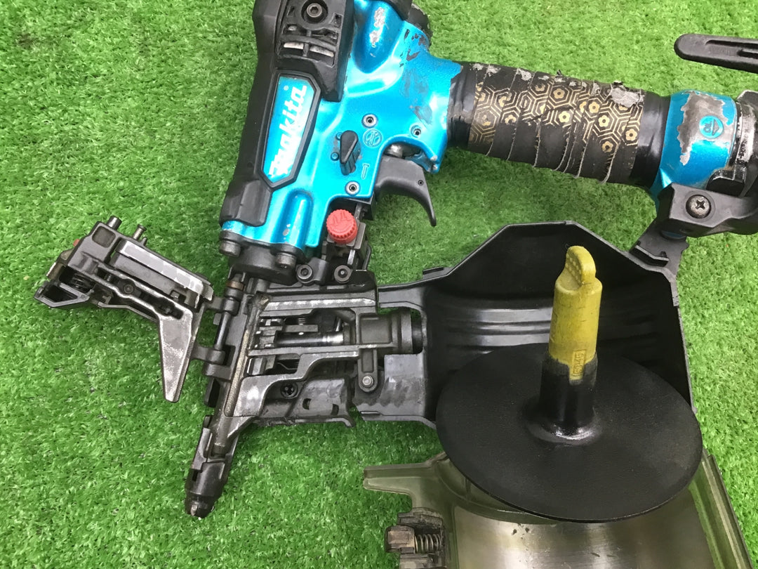 ★マキタ(makita) 高圧エア釘打ち機 AN513HM【富山店】◆C