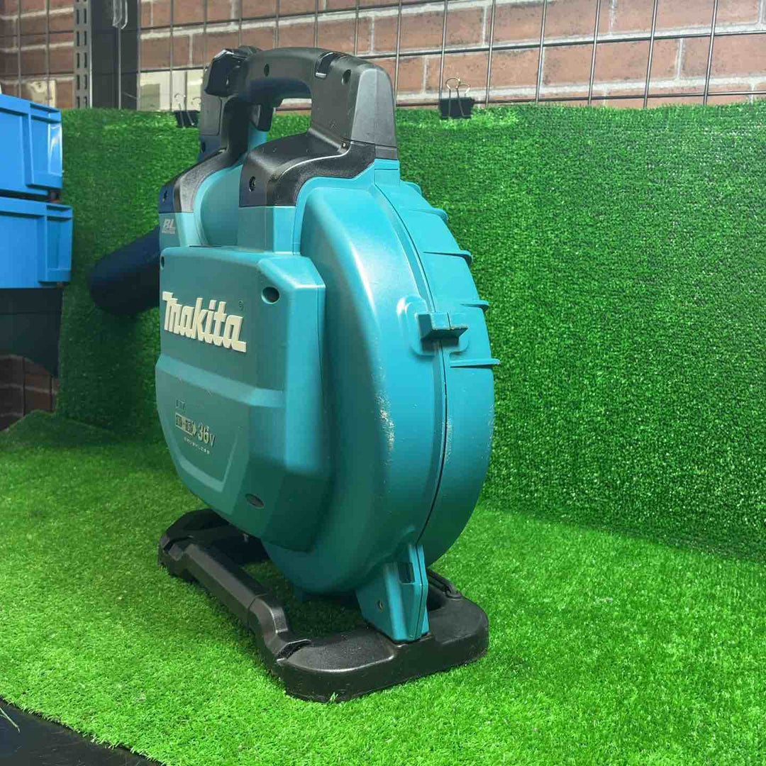 マキタ(makita) コードレスブロワ(バキュームキット付) MUB363DZV【藤沢店】
