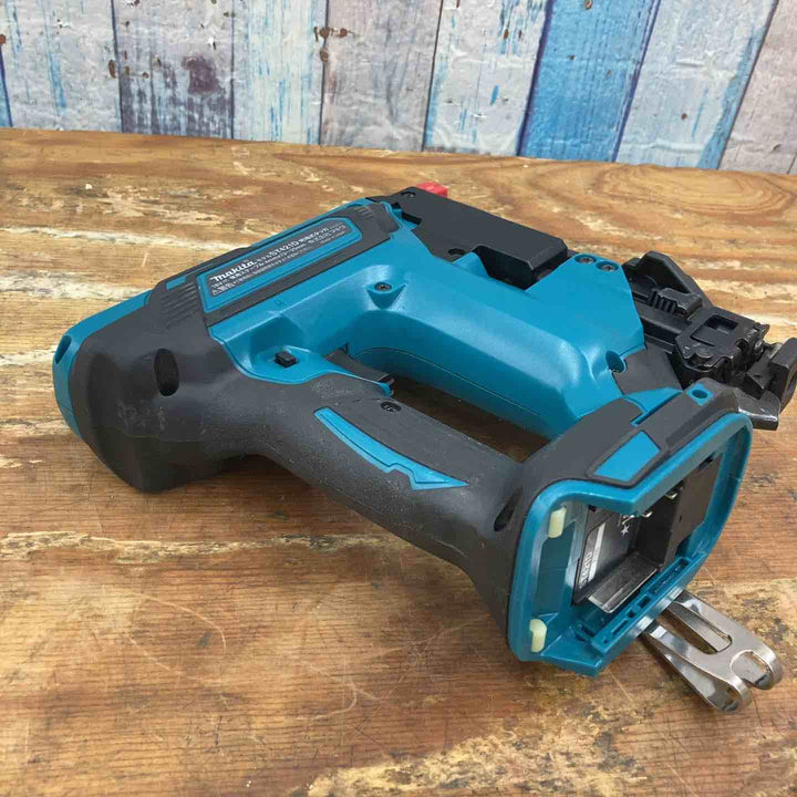 ★マキタ(makita) コードレスタッカー ST421DZK【柏店】