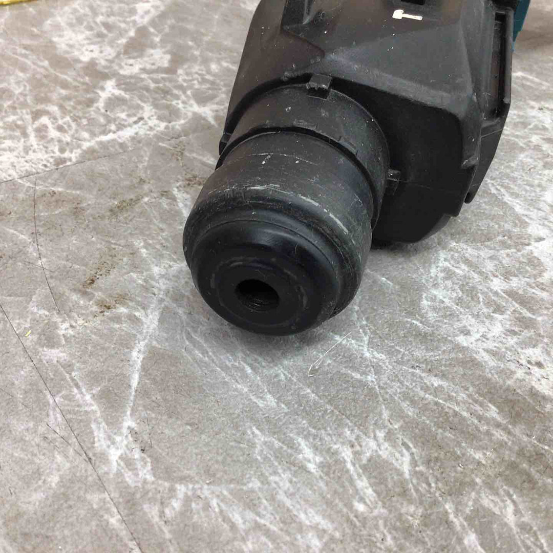 ★マキタ(makita) コードレスハンマドリル HR182DZK【八潮店】