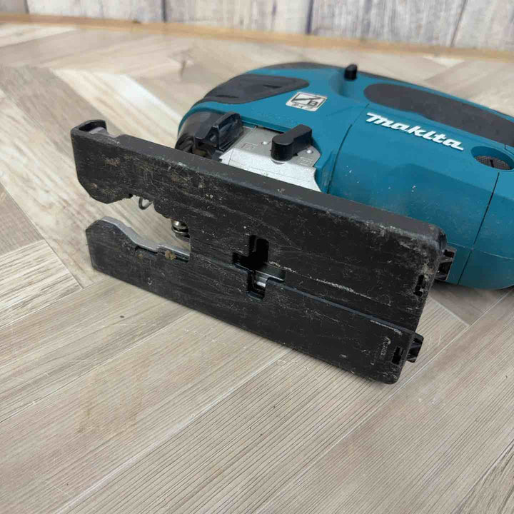 ◇マキタ(makita) コードレスジグソー JV140DZ【八潮店】