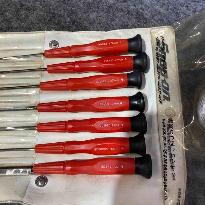 Snap-on(スナップオン) 電気ねじ回しSDE70 ドライバーセット 【桶川店】