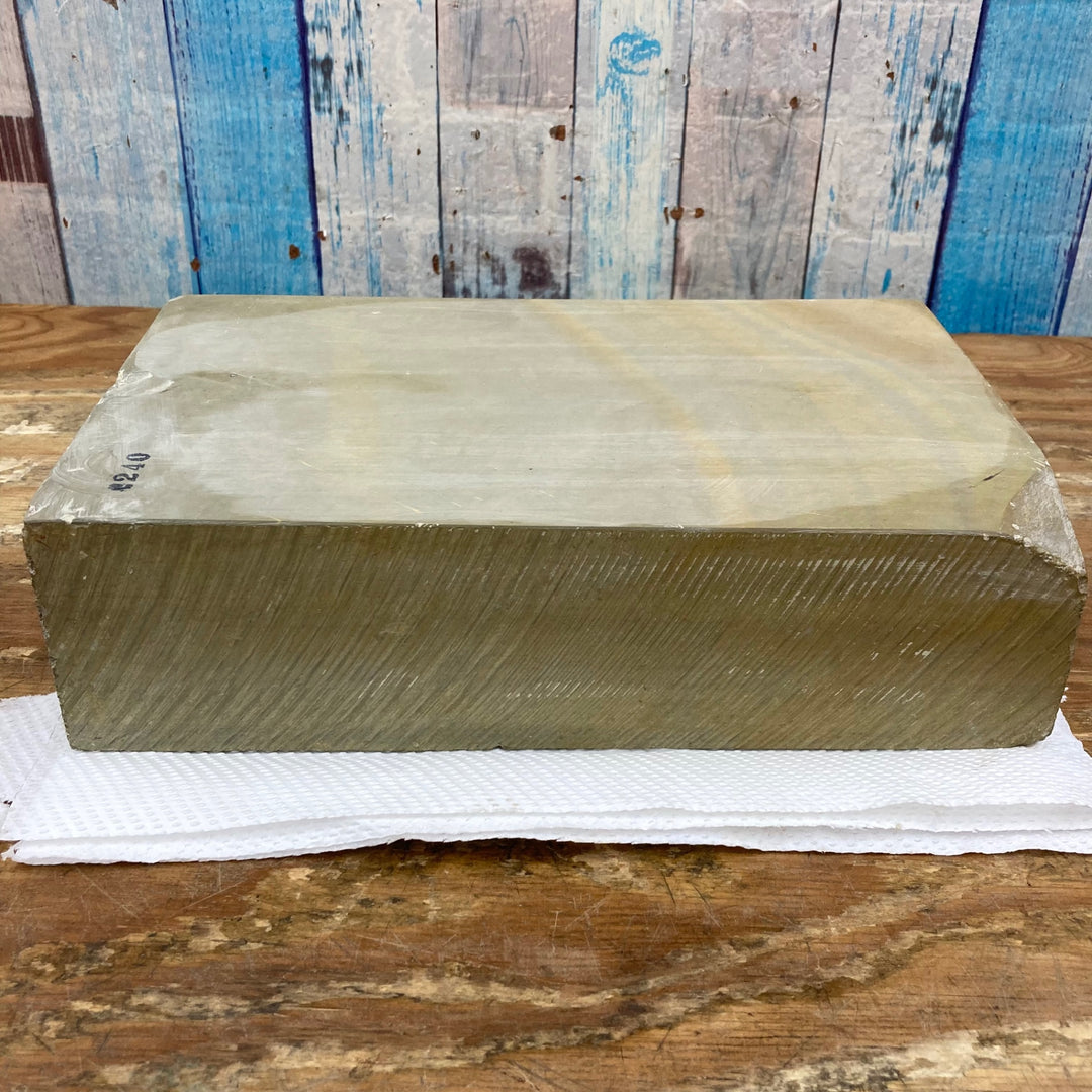 ▼天然砥石 詳細不明 大判 本山？ 重量：8.6Kg 硬め【柏店】