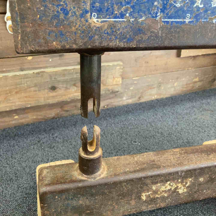 【中古品 / 店頭受取り限定】メーカー不明 現状品 瓦割機 瓦カッター  S型【千葉県柏市】