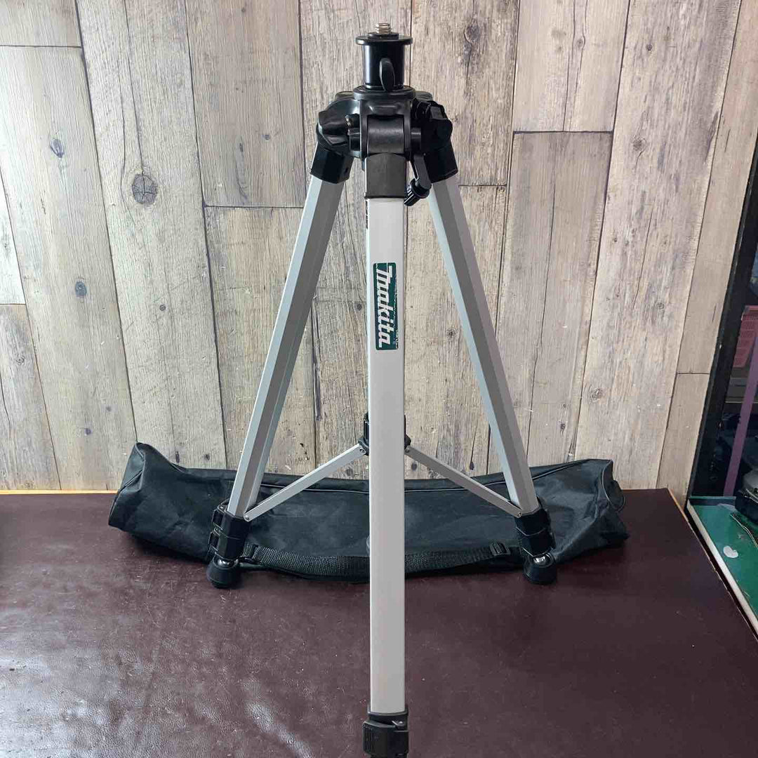 【未使用(店頭展示品)】★マキタ(makita) コードレスグリーンレーザー墨出し器 SK505GDZN 超高輝度 フルライン (SK505GDN)【東大和店】