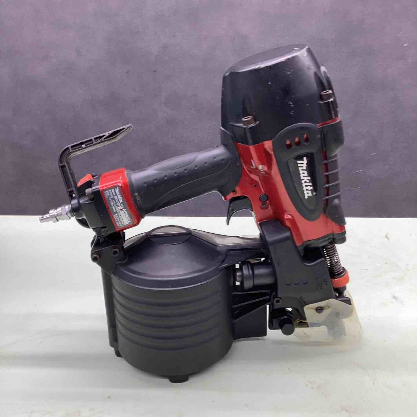 ☆マキタ(makita) 高圧エア釘打ち機 AN900HX【越谷店】 – アクトツール