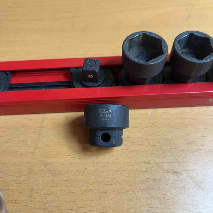 Bull-point ブルーポイント ソケットセット 12本 CR-MO 8mm-19mm　【越谷店】