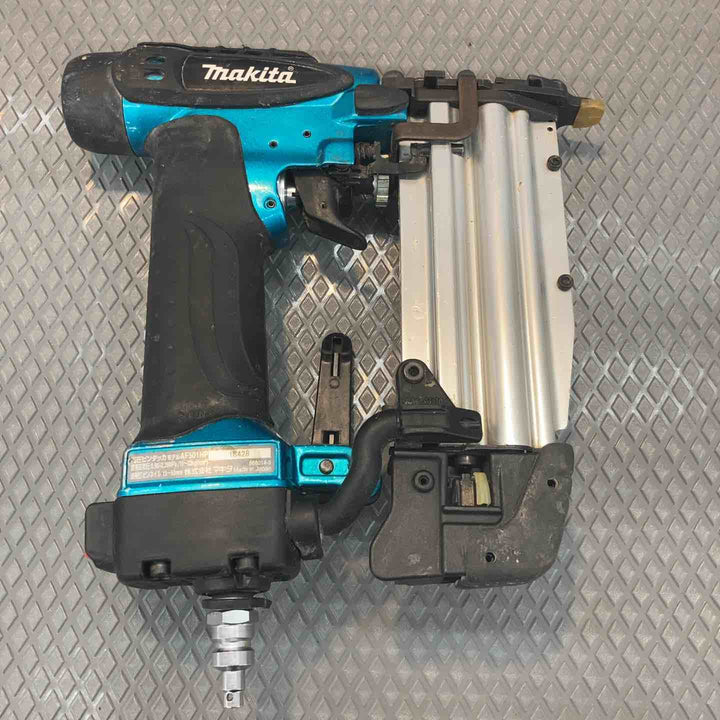 【中古品】マキタ(makita) 高圧ピンネイラ AF501HPM【所沢店】
