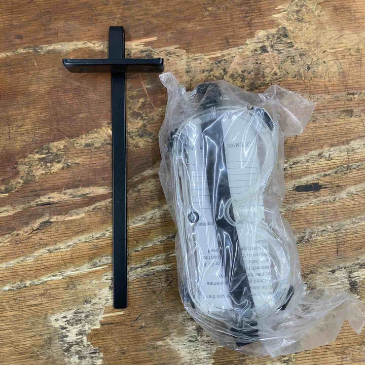 【中古品】★マキタ(makita) コードレスチップソーカッター CS001GZ 40V 本体のみ ケース付【柏店】