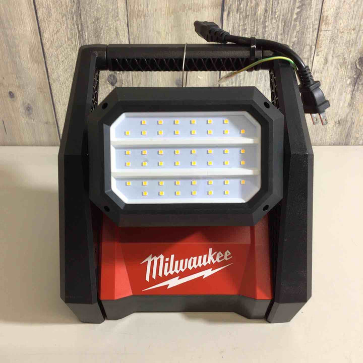 【美品】【012】ミルウォーキー M18 HOAL 本体のみ 18V 充電式 LED ライト【戸田店】
