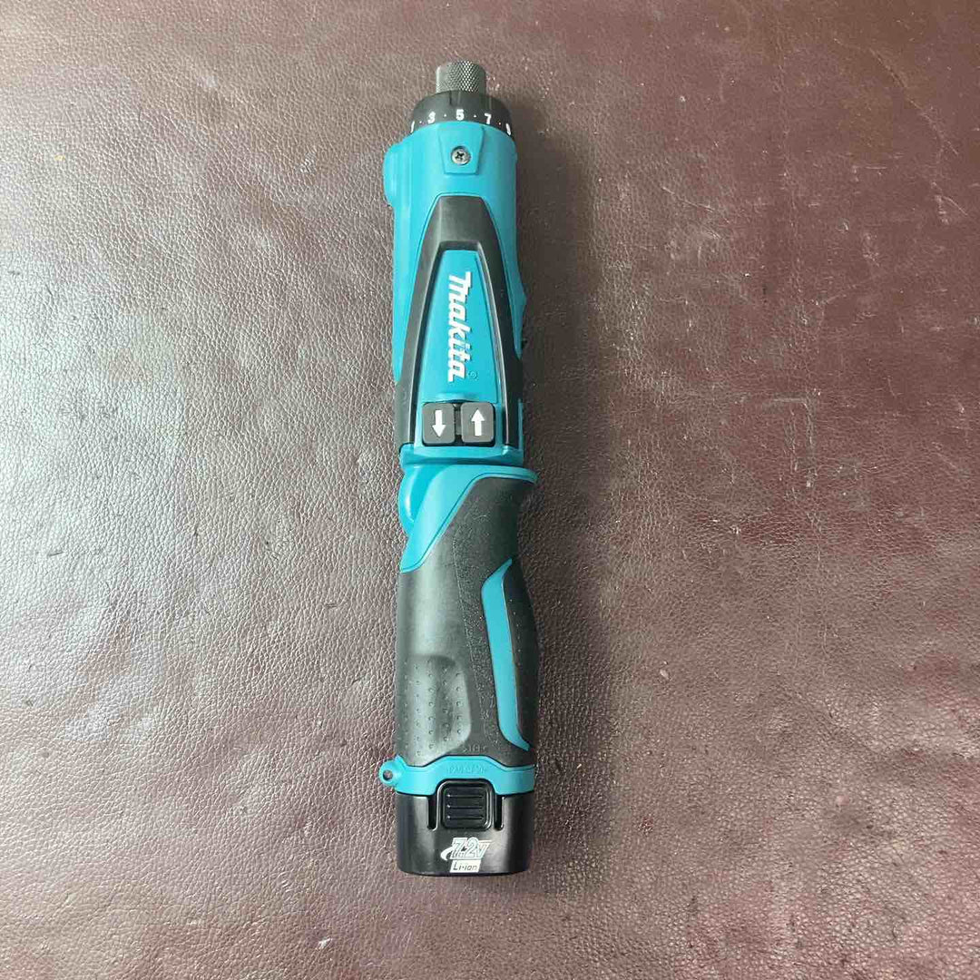 【中古品】マキタ(makita) コードレスペンドライバドリル DF010DS【東大和店】