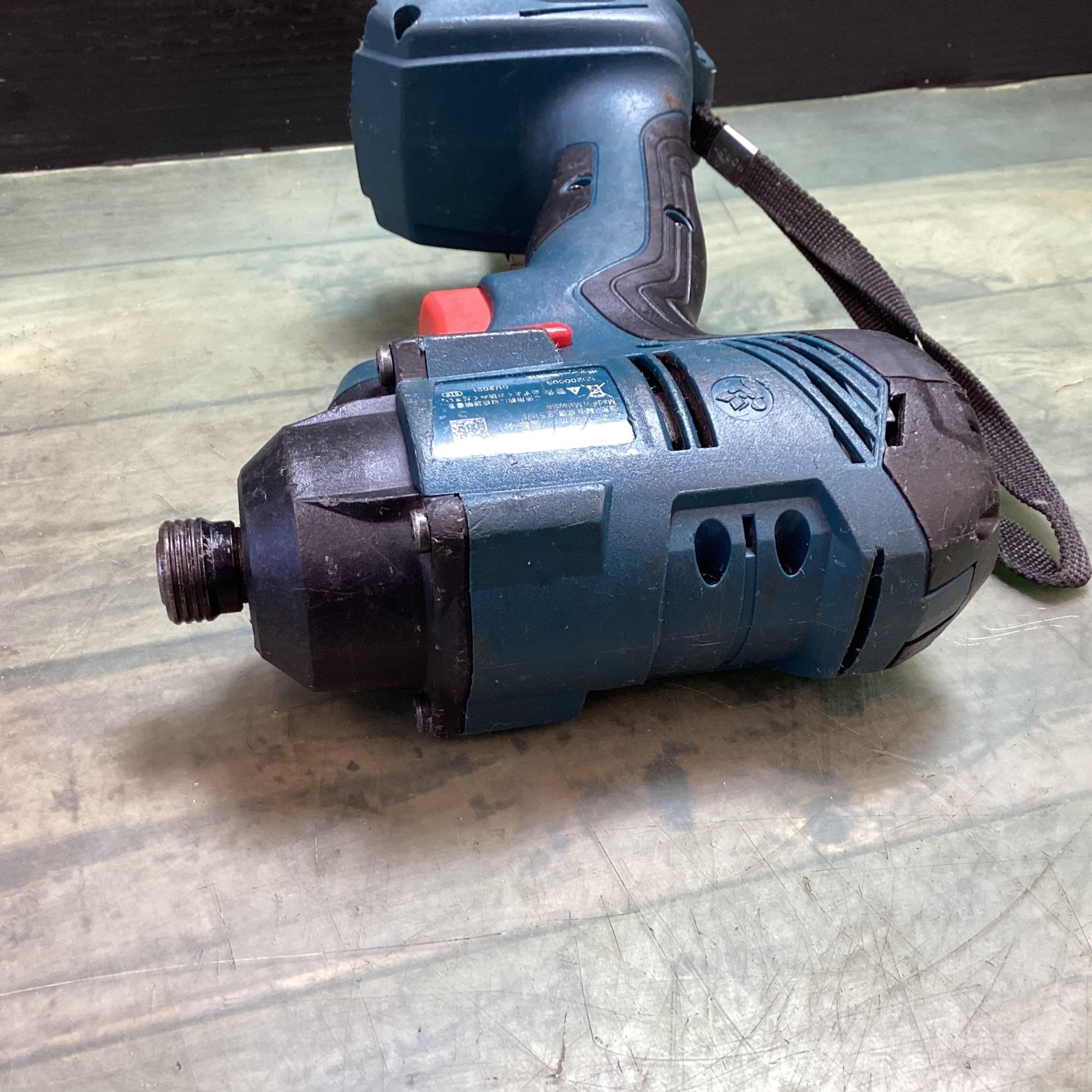 ボッシュ(BOSCH) 18Vバッテリー インパクトドライバー GDR18V-160