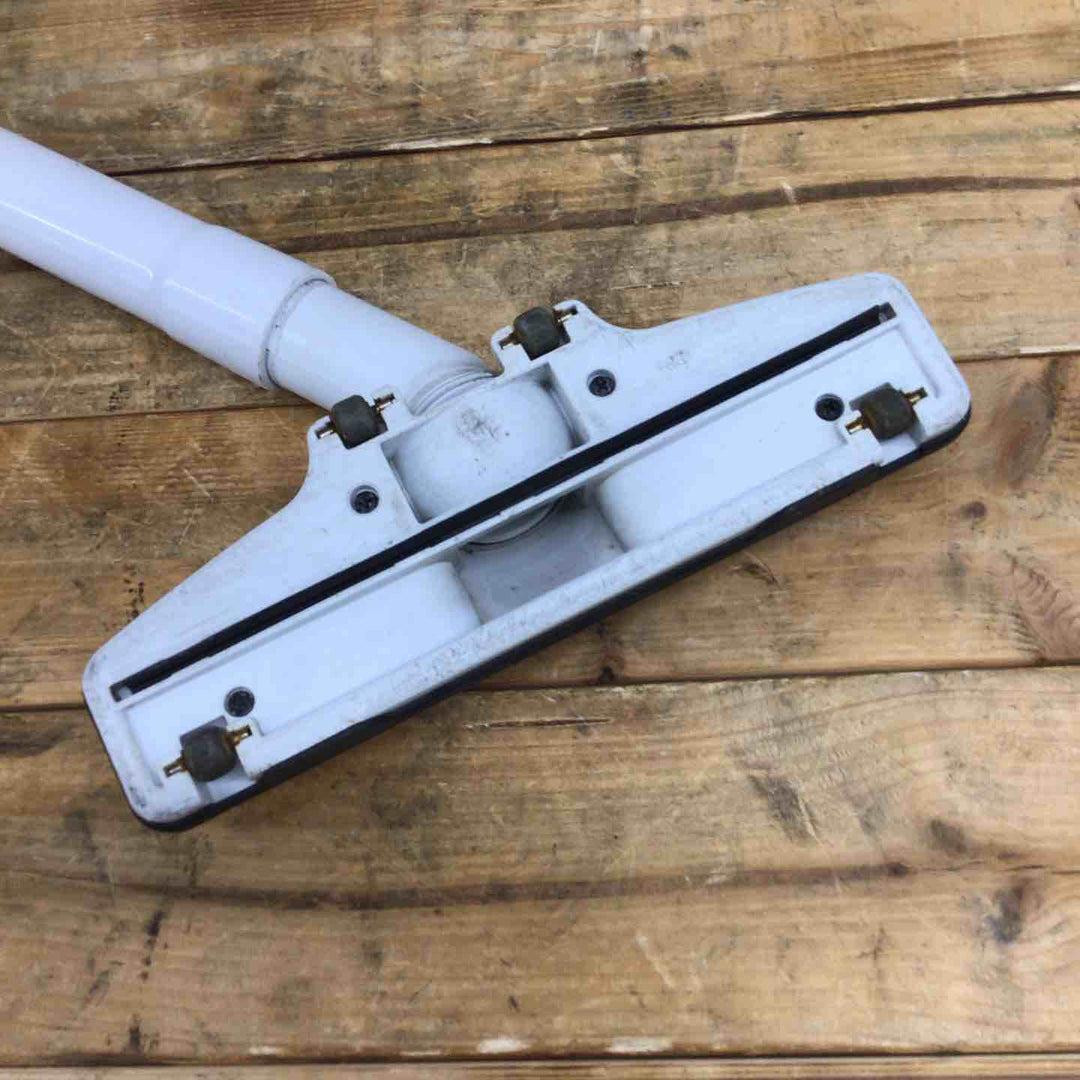 マキタ(makita) コードレスクリーナー CL180FDZW 【東大和店】